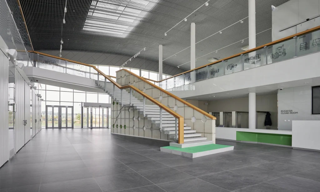 AVL_ZALAZONE_Event Center7