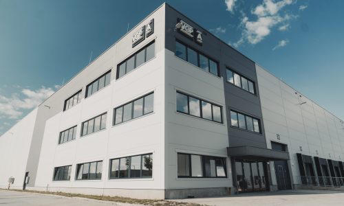Kecskemét VGP Park iroda és raktár